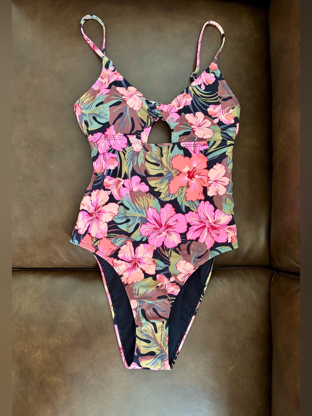 Volcom Size S Island Time Twist Floral Tropical One-Piece Swimsuit